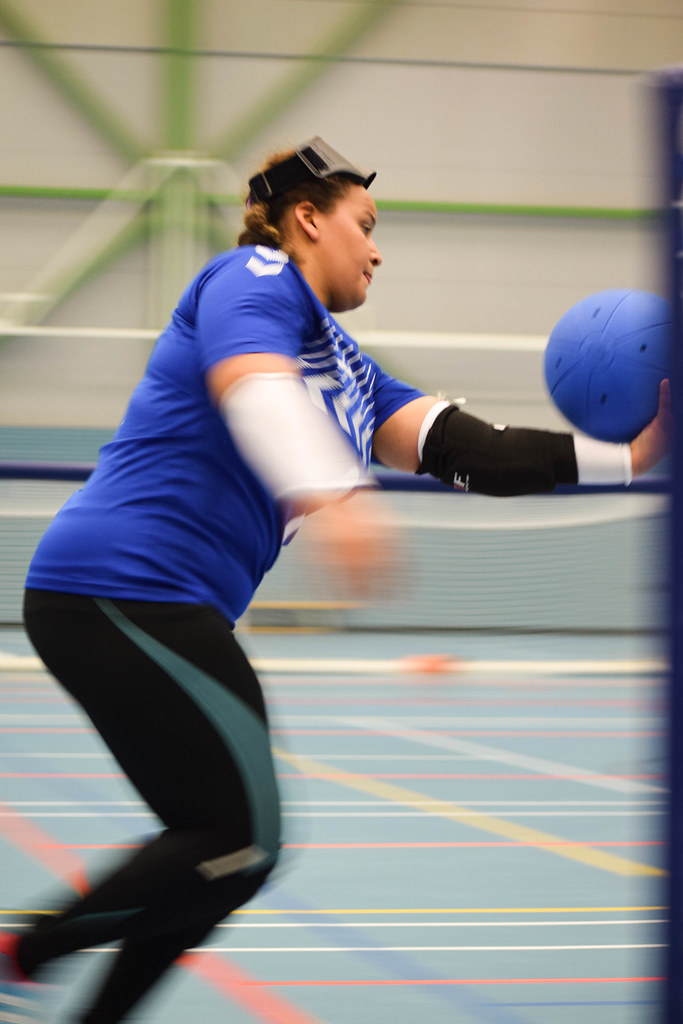 Alex Ulysses vauhdikkaassa heittotilanteessa.